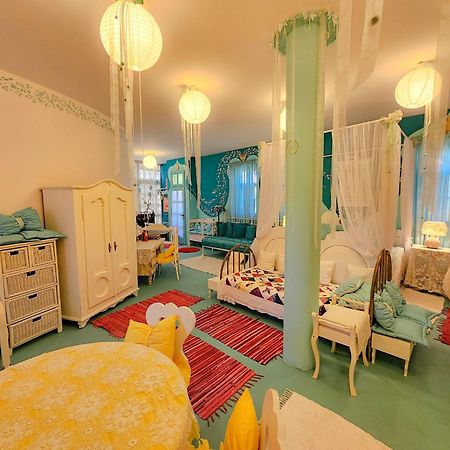 Feher Tulipan Apartman 호텔 데브레첸 외부 사진