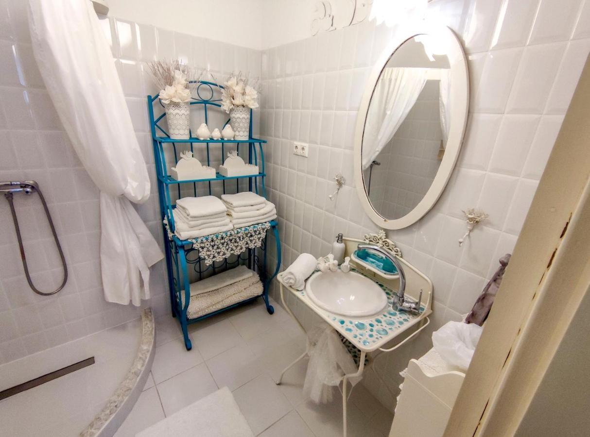 Feher Tulipan Apartman 호텔 데브레첸 외부 사진