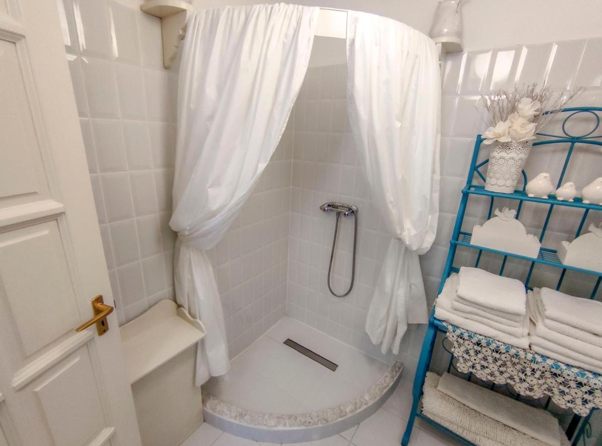 Feher Tulipan Apartman 호텔 데브레첸 외부 사진