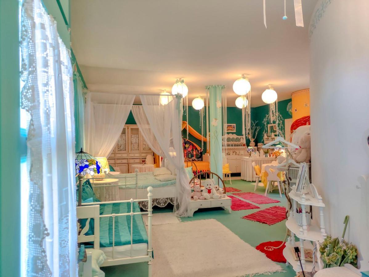 Feher Tulipan Apartman 호텔 데브레첸 외부 사진
