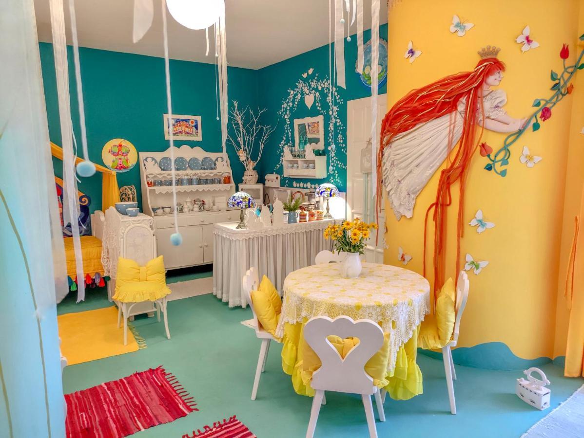Feher Tulipan Apartman 호텔 데브레첸 외부 사진